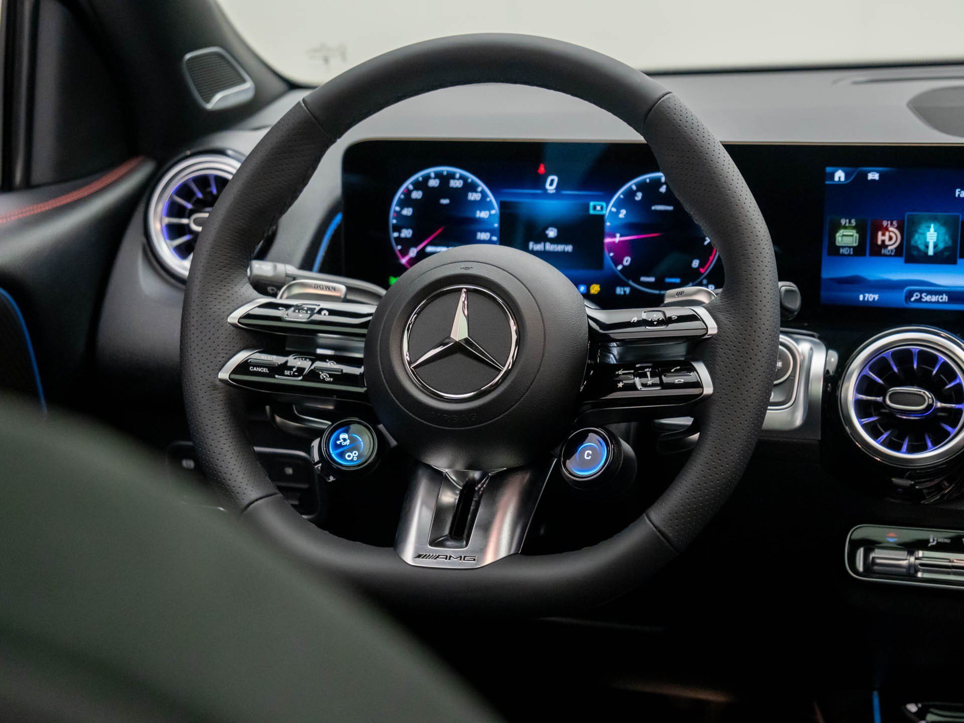 2026 Mercedes-Benz GLB AMG GLB 35 - Photo 50
