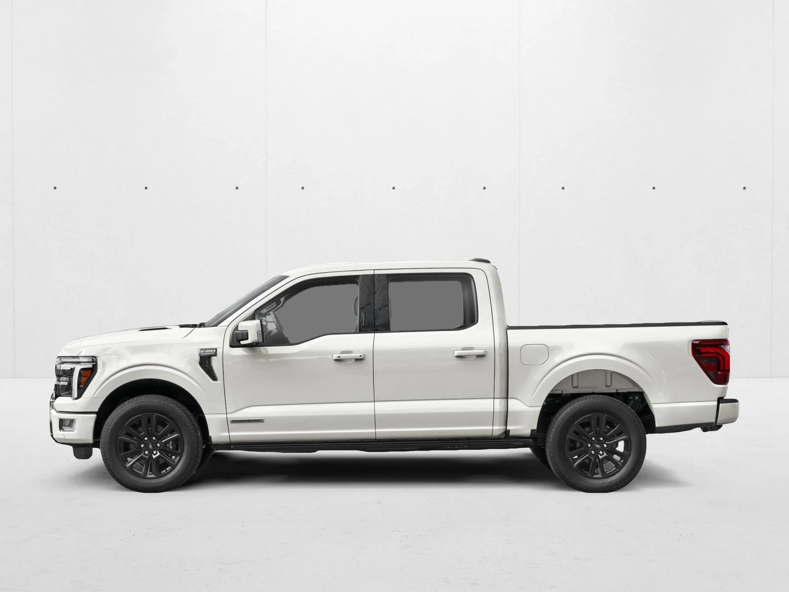 New 2026 Star White Metallic Tri-Coat Ford Platinum image 3