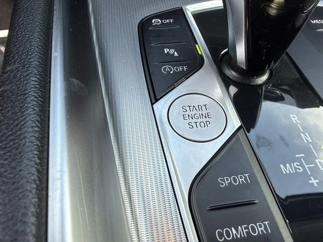 Used 2023 Black BMW sDrive30i image 25