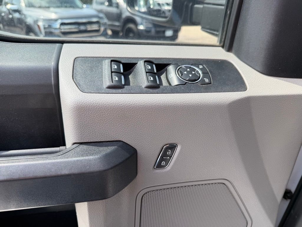 Used 2021 White Ford XL image 28