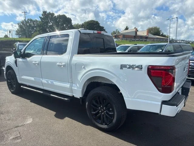 New 2026 Oxford White Ford XLT image 6