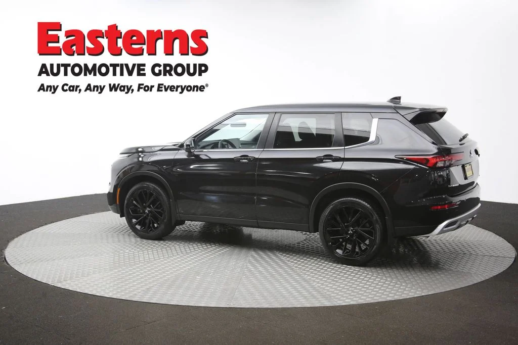 Used 2024 Black Mitsubishi SE image 62