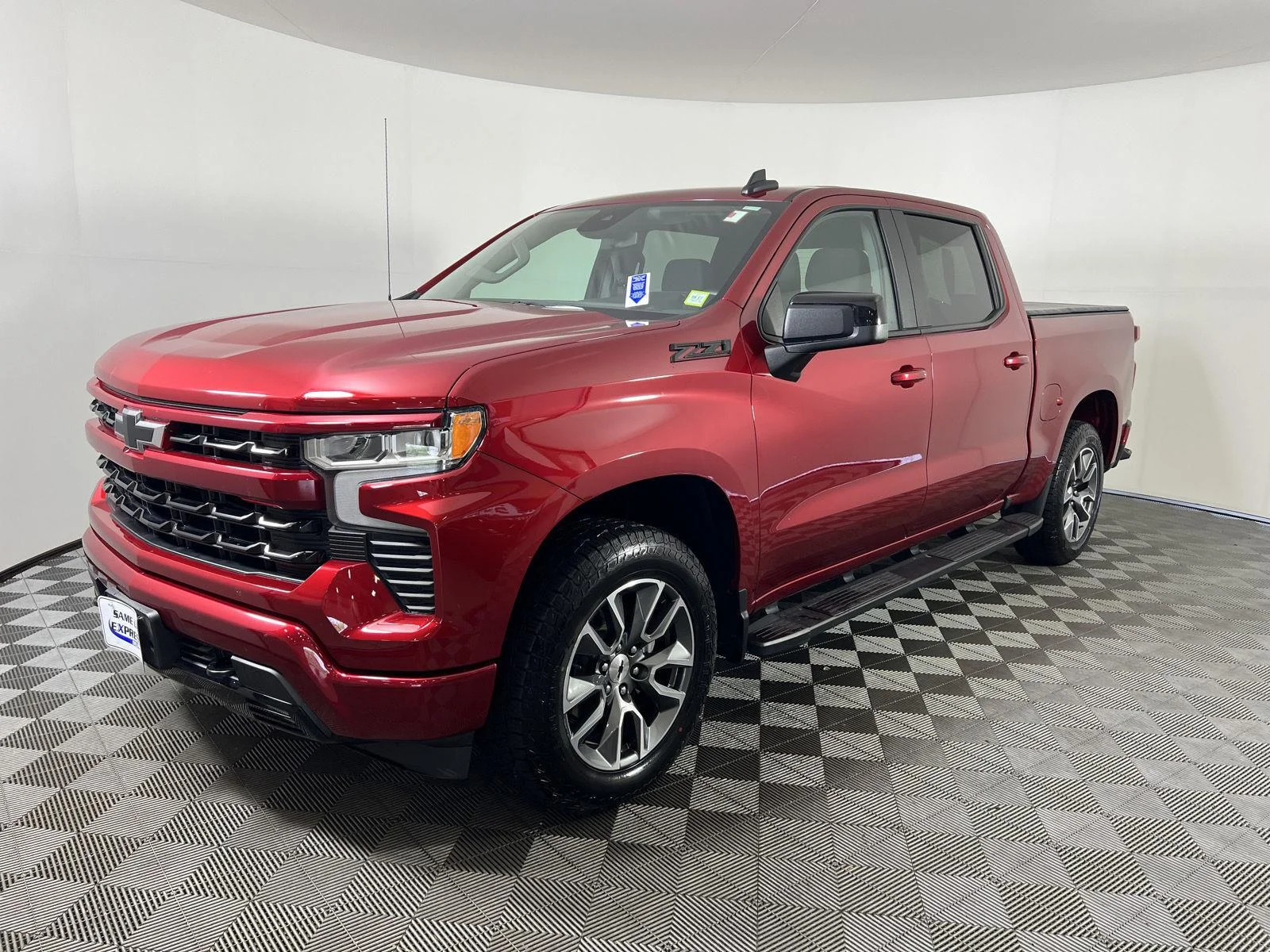 Used 2025 Radiant Red Tintcoat Chevrolet RST image 27