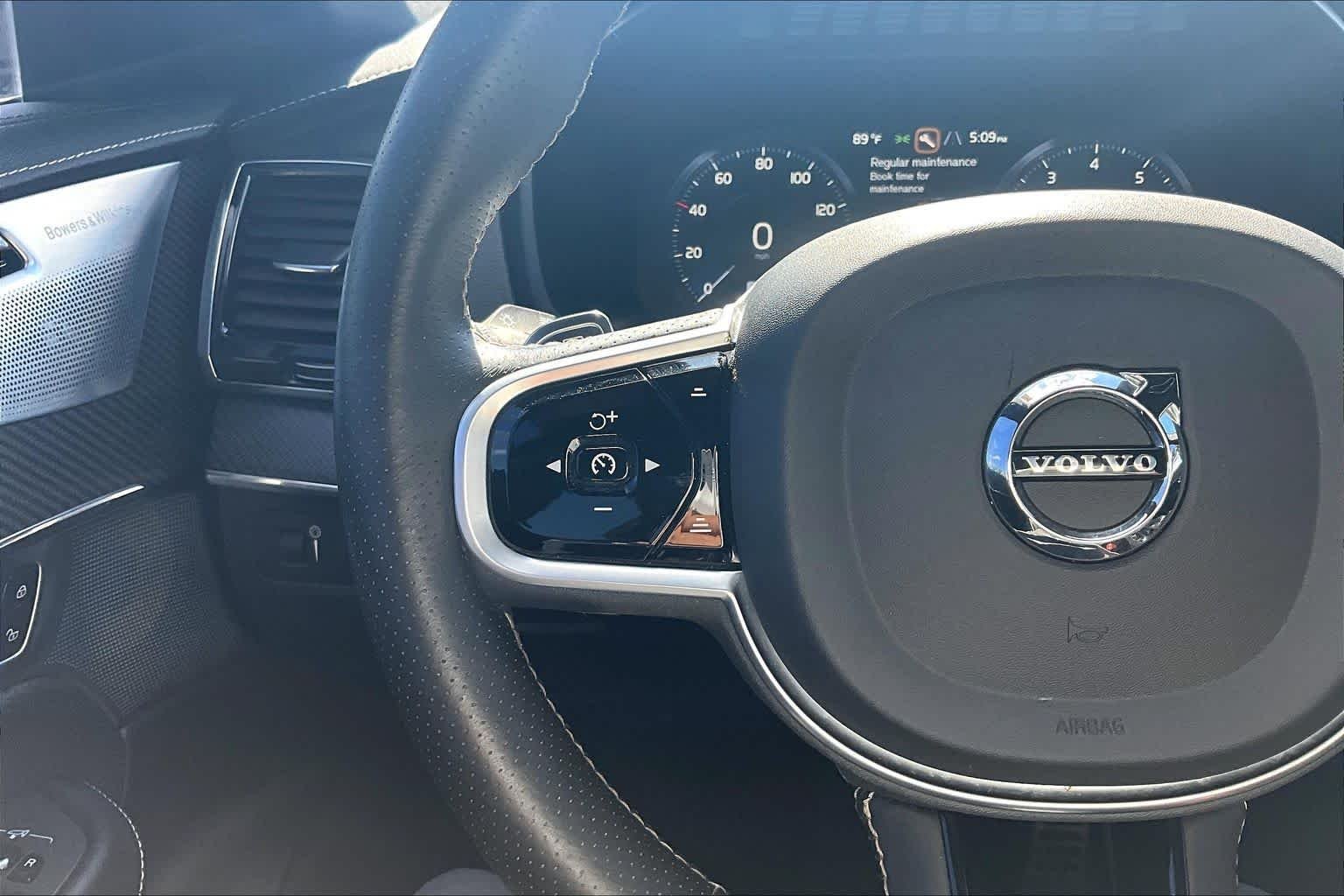 Used 2019 Osmium Grey Metallic Volvo R-Design image 24