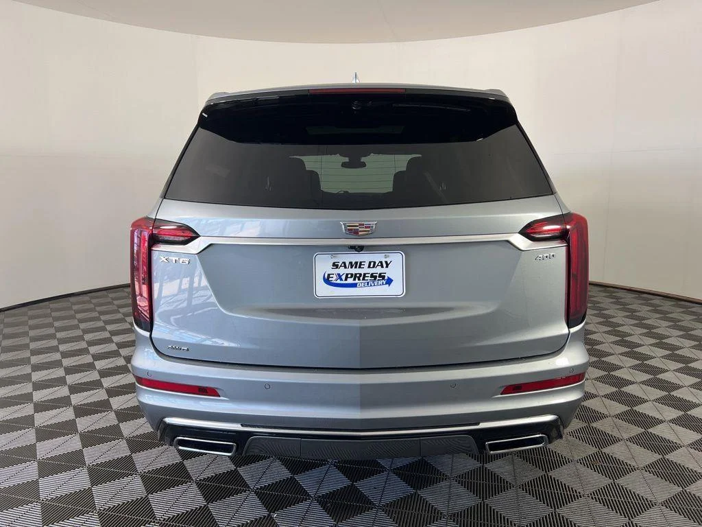 Used 2025 Silver Metallic Cadillac Premium Luxury image 30