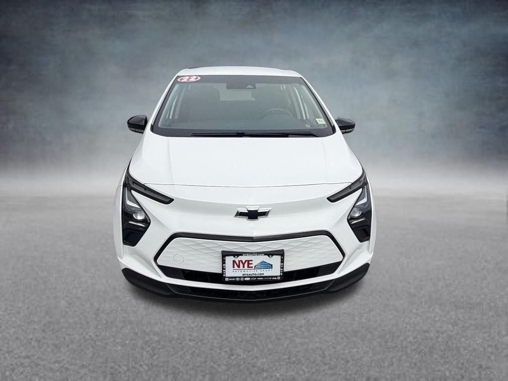 Used 2022 White Chevrolet 1LT image 9