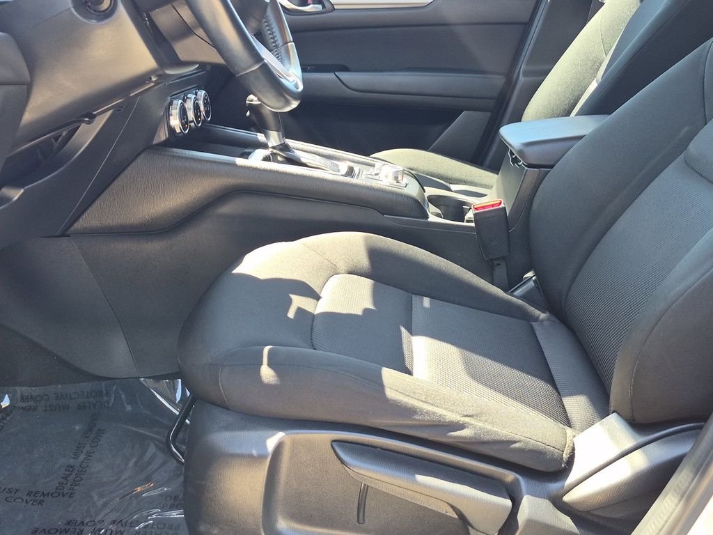 Used 2018 Sonic Silver Metallic Mazda Sport image 18