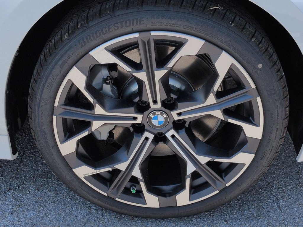 New 2026 Alpine White BMW 330i xDrive image 11
