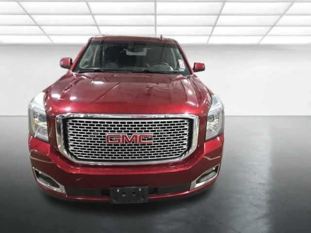 Used 2016 Red GMC Denali image 10