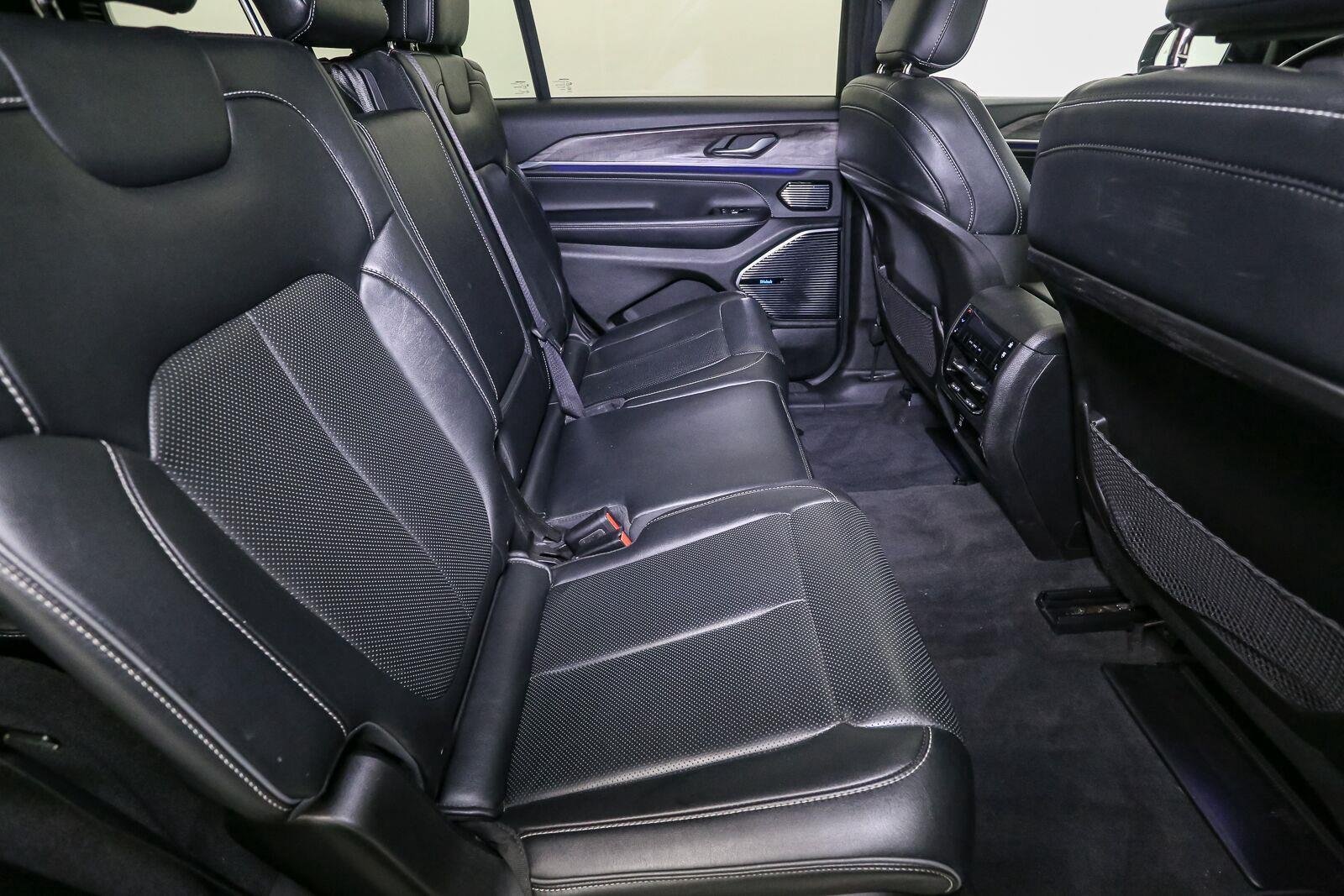 Used 2022 Bright White Clearcoat Jeep Overland image 24