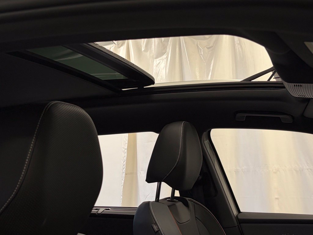 New 2027 Sandstone Volkswagen 2.0T SEL image 24