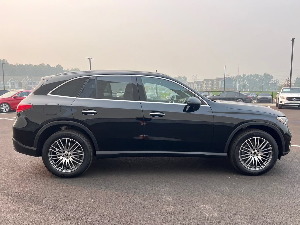 New 2026 Black Mercedes-Benz GLC 300 image 44