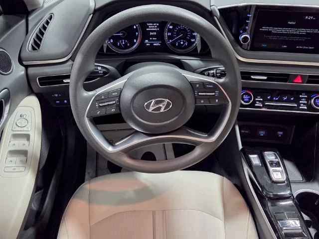 Used 2023 Gray Hyundai SEL image 5