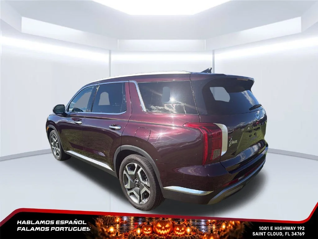 Used 2024 Red Hyundai Limited image 3