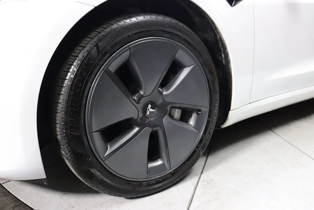 Used 2023 Pearl White Multi-Coat Tesla Base image 6