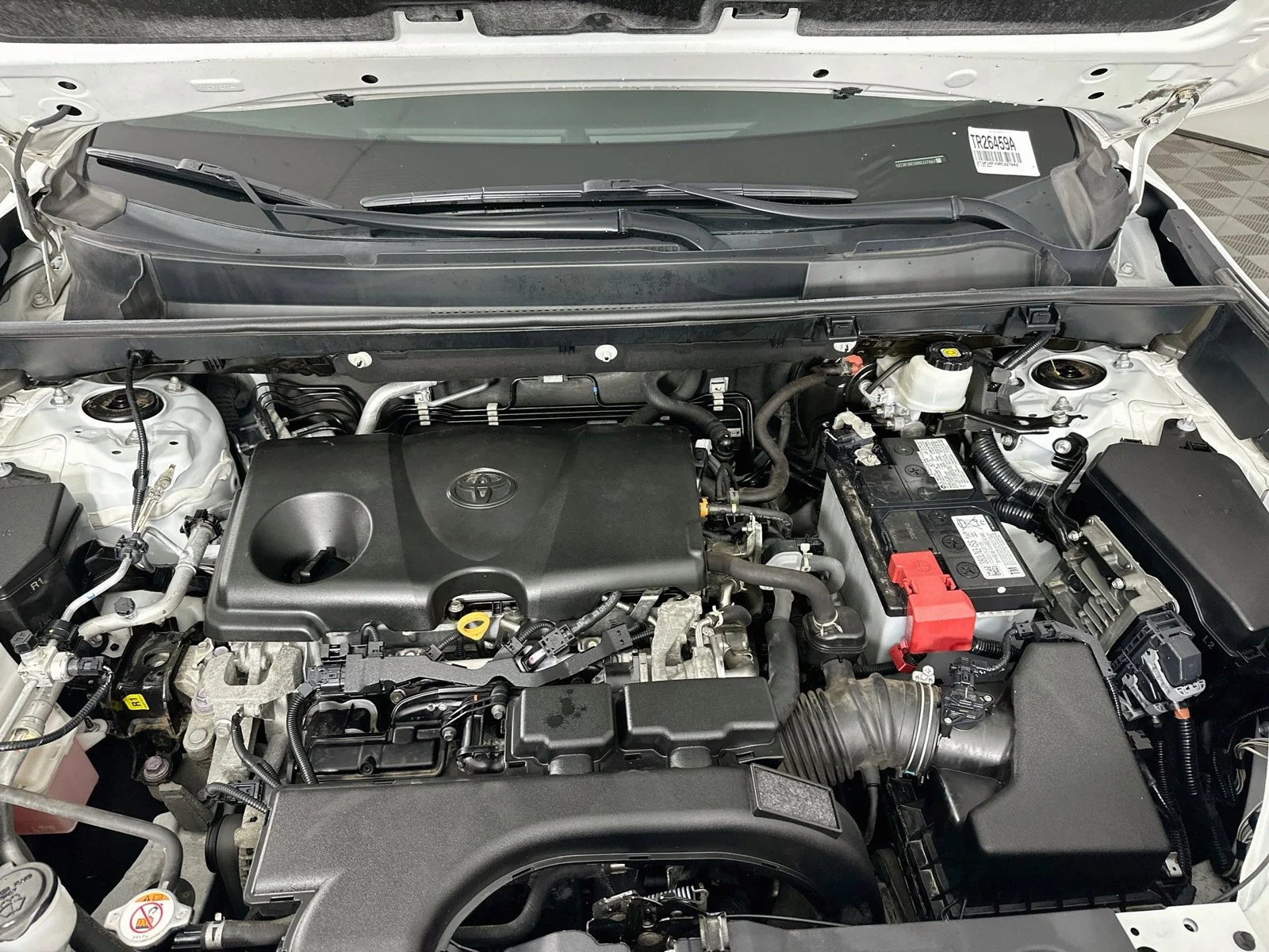 Used 2021 Super White Toyota XLE image 30