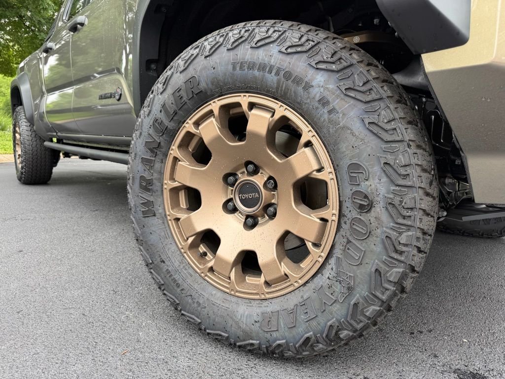 New 2026 Bronze Oxide Toyota Trailhunter image 7