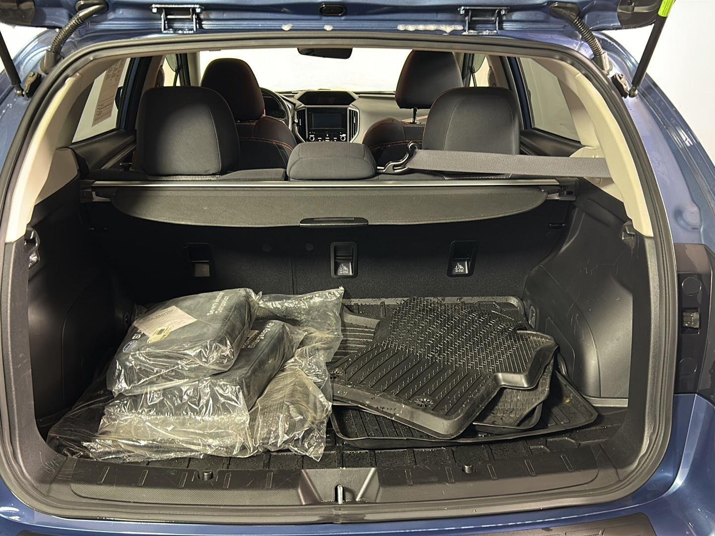 Used 2023 Horizon Blue Pearl Subaru Premium image 8