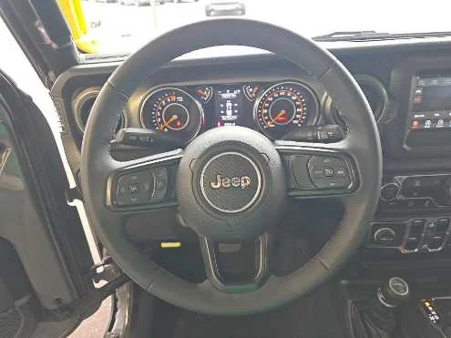 Used 2023 Sting-Gray Clearcoat Jeep Sport S image 9