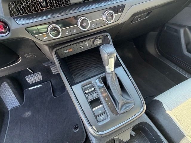 Used 2023 White Honda EX image 31