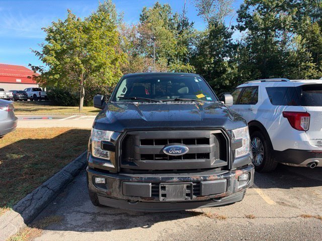 Used 2017 Shadow Black Ford XL image 2