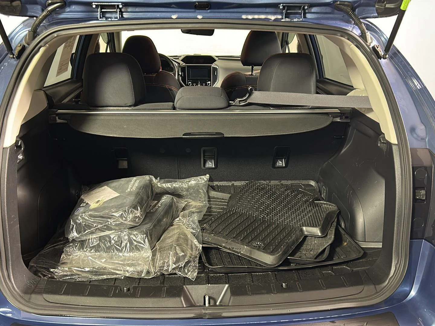 Used 2023 Horizon Blue Pearl Subaru Premium image 8