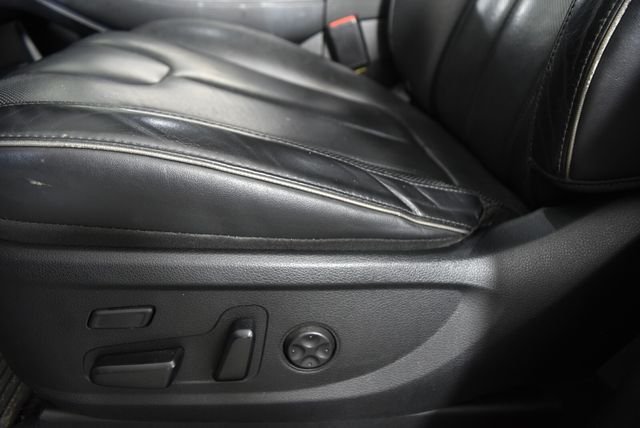 Used 2022 White Hyundai Calligraphy image 15