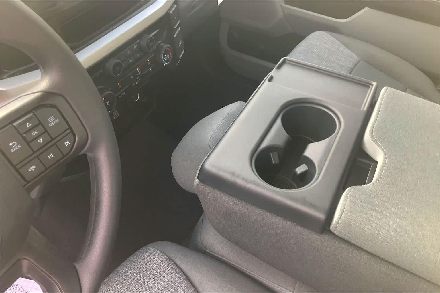 Certified Used 2025 Oxford White Ford XLT image 16