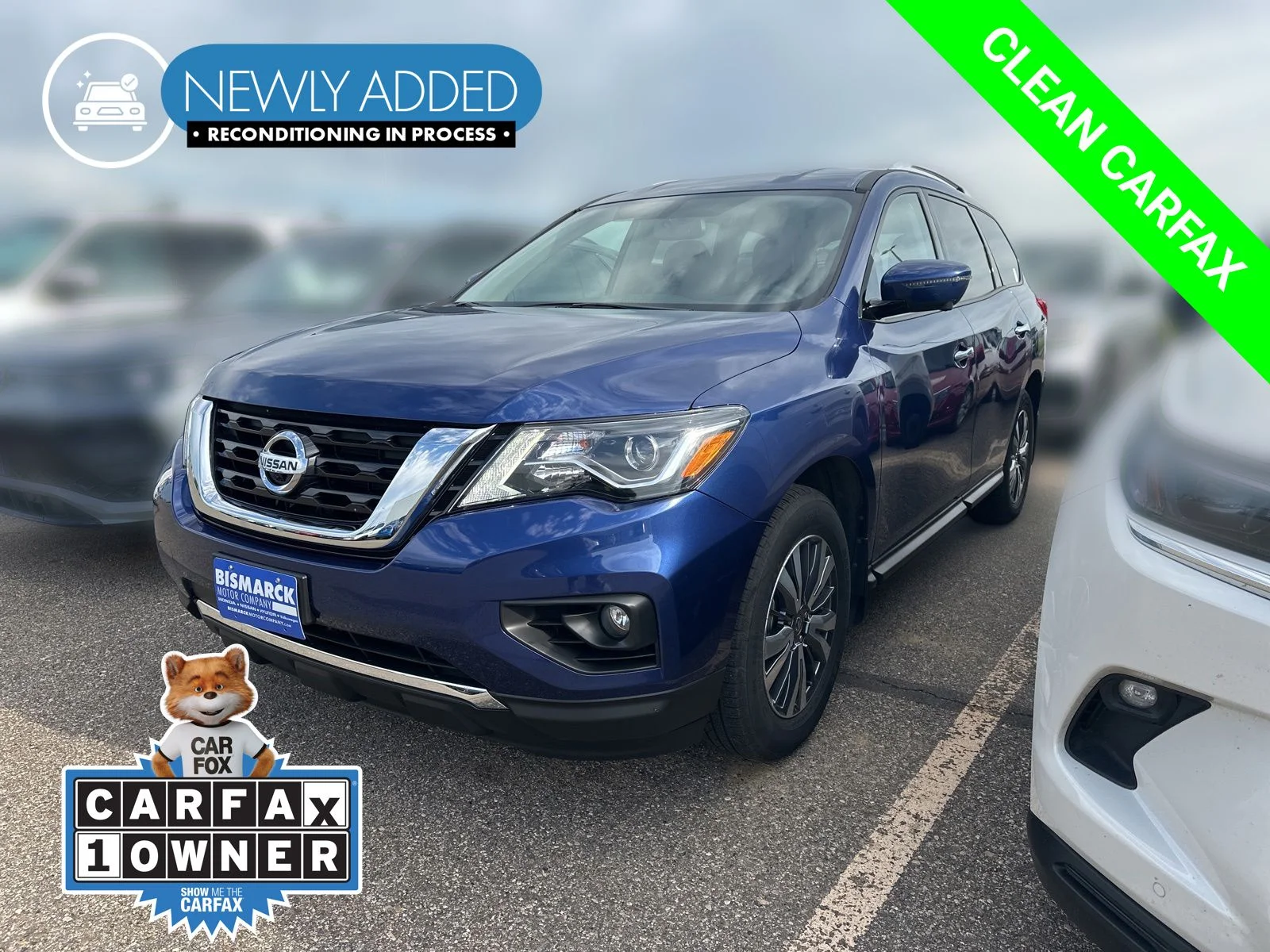 2019 Nissan Pathfinder SL 4WD's photo