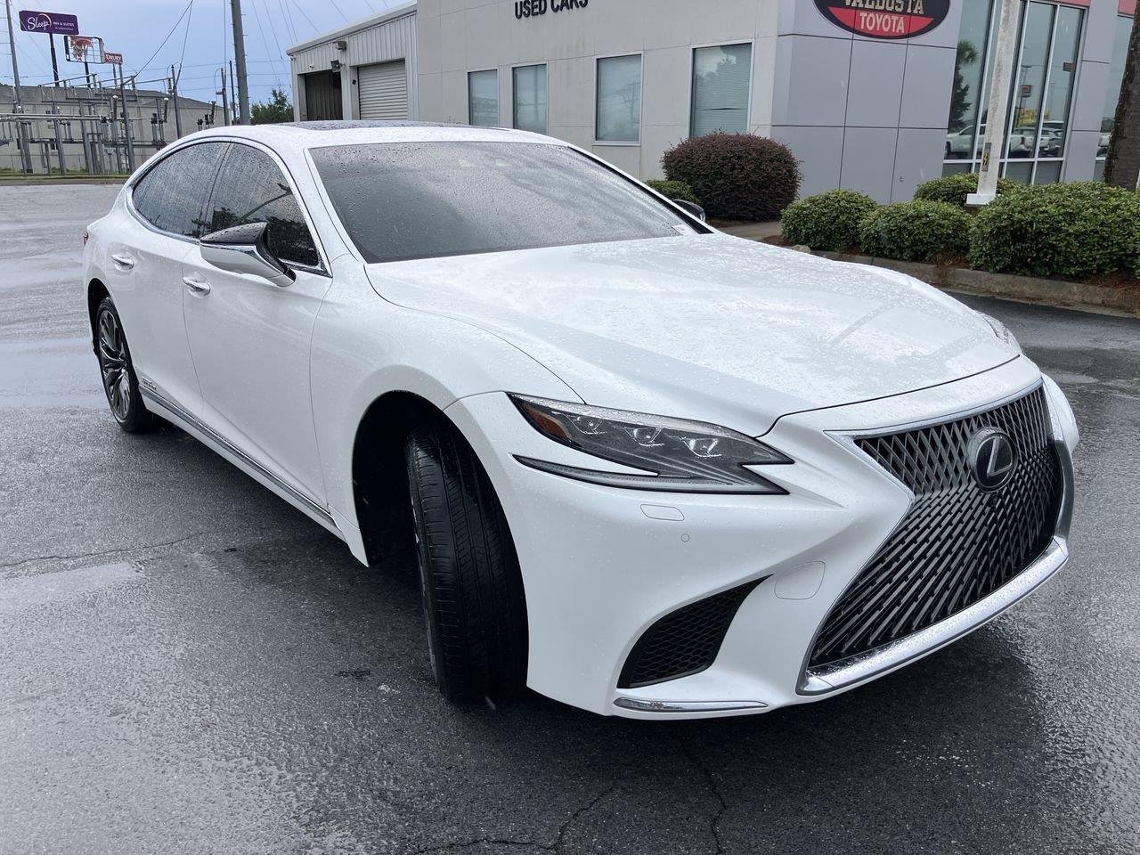 Used 2018 White (Eminent White Pearl) Lexus 500h image 7