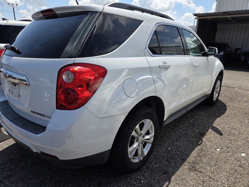 Used 2012 White Chevrolet LT image 4