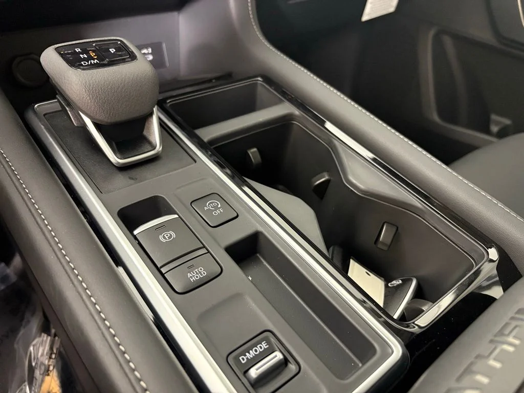 New 2026 Gun Metallic Nissan SL image 32