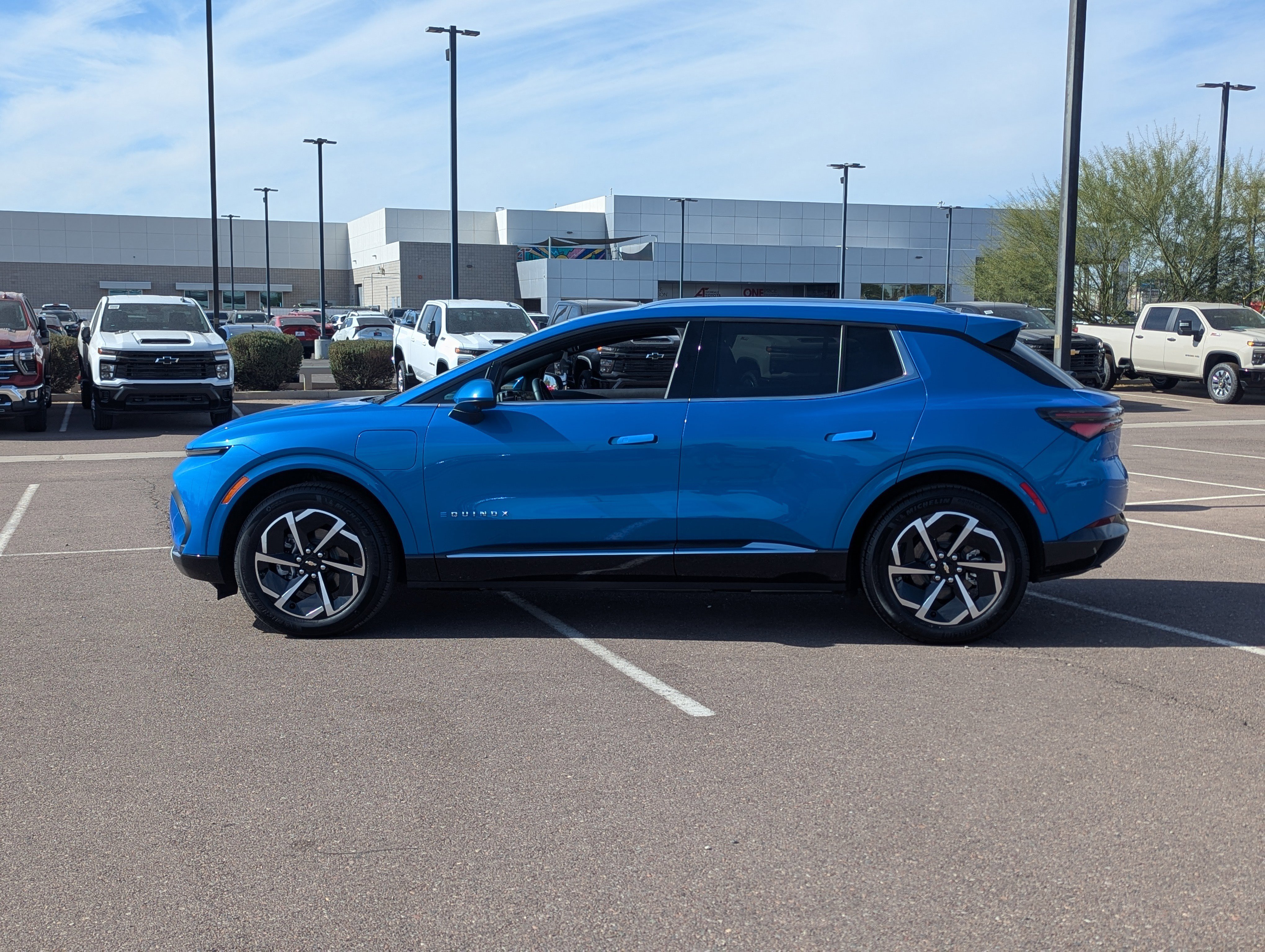 Certified 2025 Chevrolet Equinox EV LT with VIN 3GN7DLRP2SS183246 for sale in Avondale, AZ