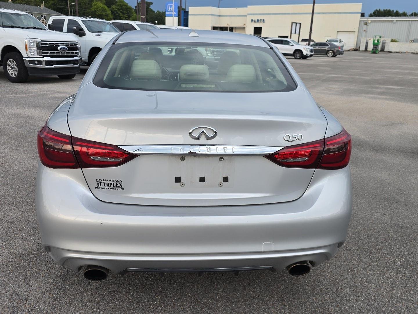 Used 2019 Liquid Platinum INFINITI 3.0t LUXE image 4