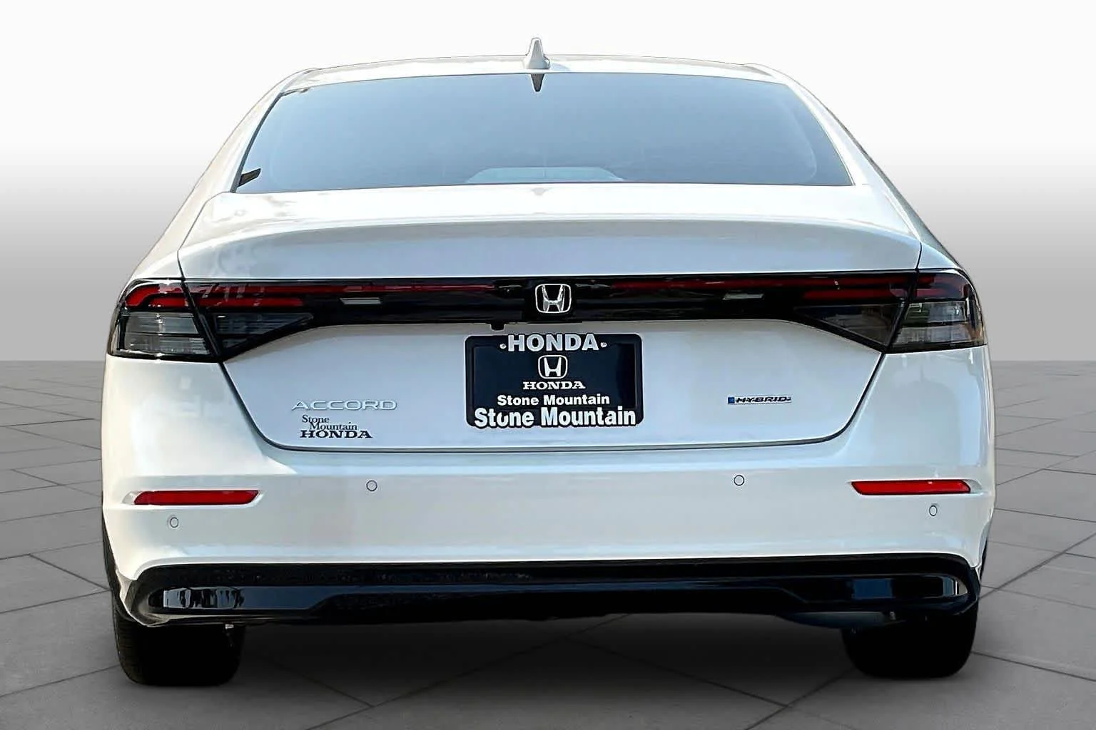 New 2026 Platinum White Pearl Honda EX-L image 4