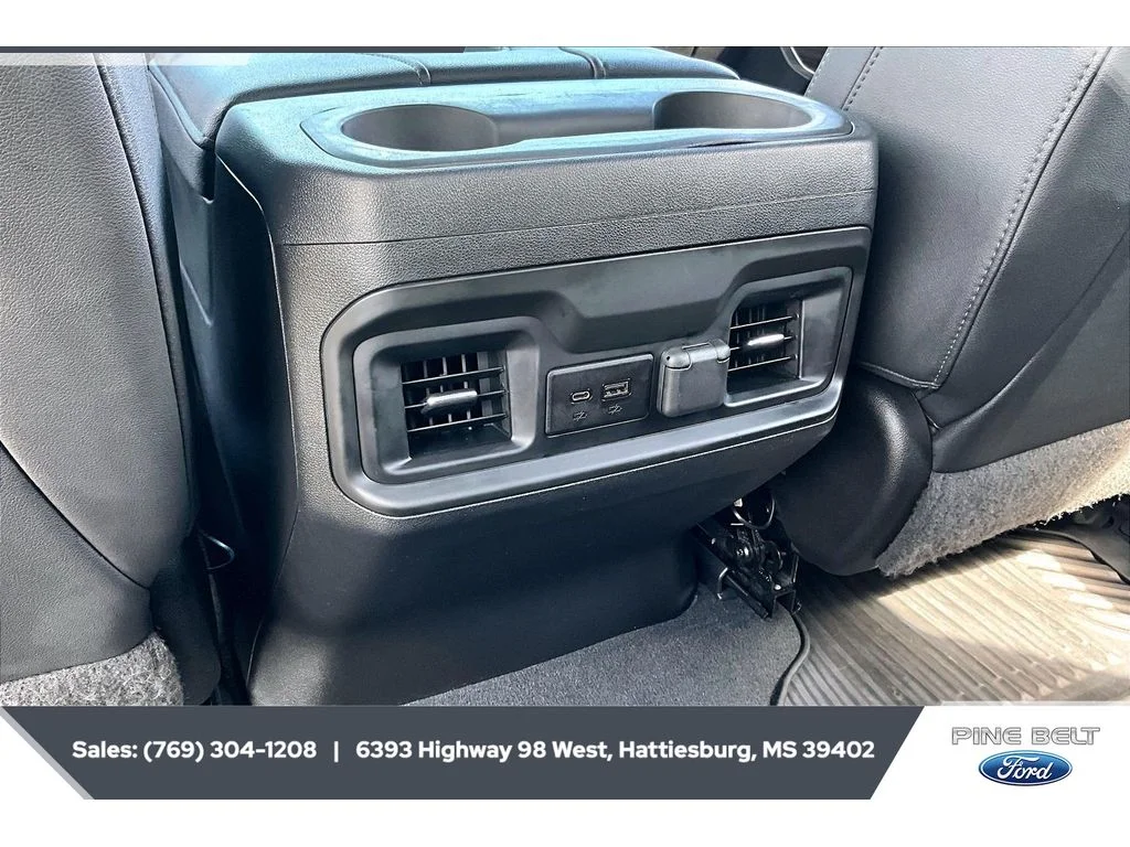 Used 2021 BLACK Chevrolet RST image 24
