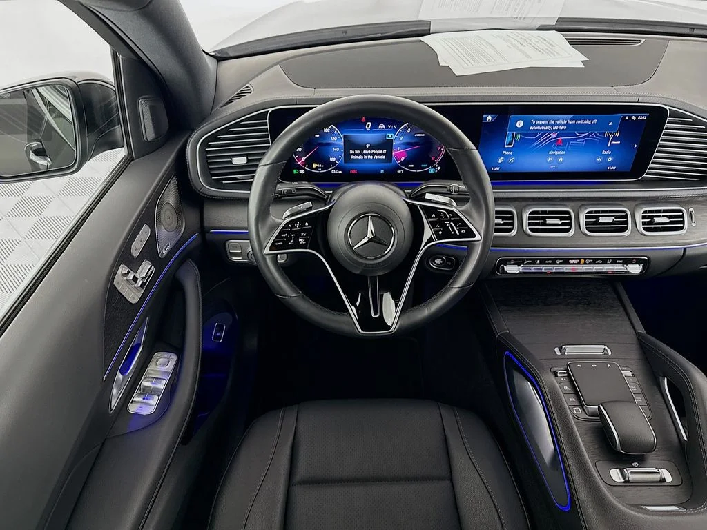 Used 2025 Black Mercedes-Benz GLS 450 image 19