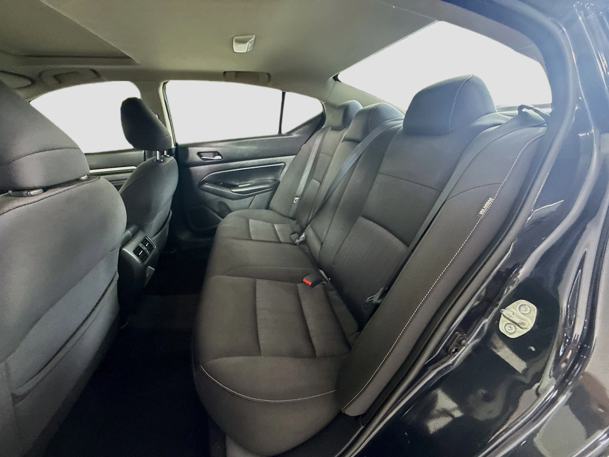 Used 2020 Storm Blue Metallic Nissan 2.5 SV image 21