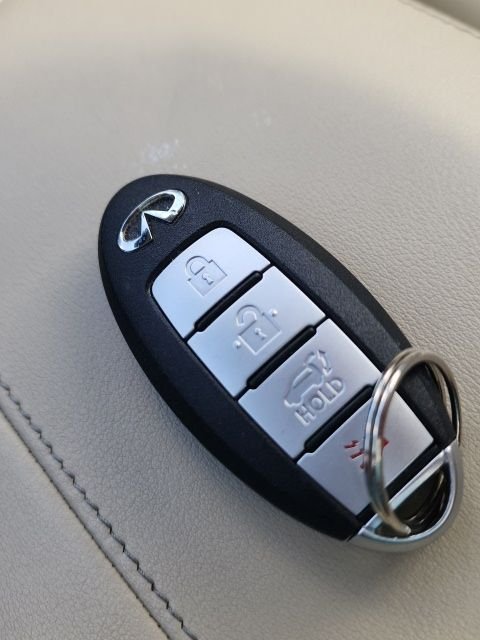 Used 2019 Gray INFINITI LUXE image 32