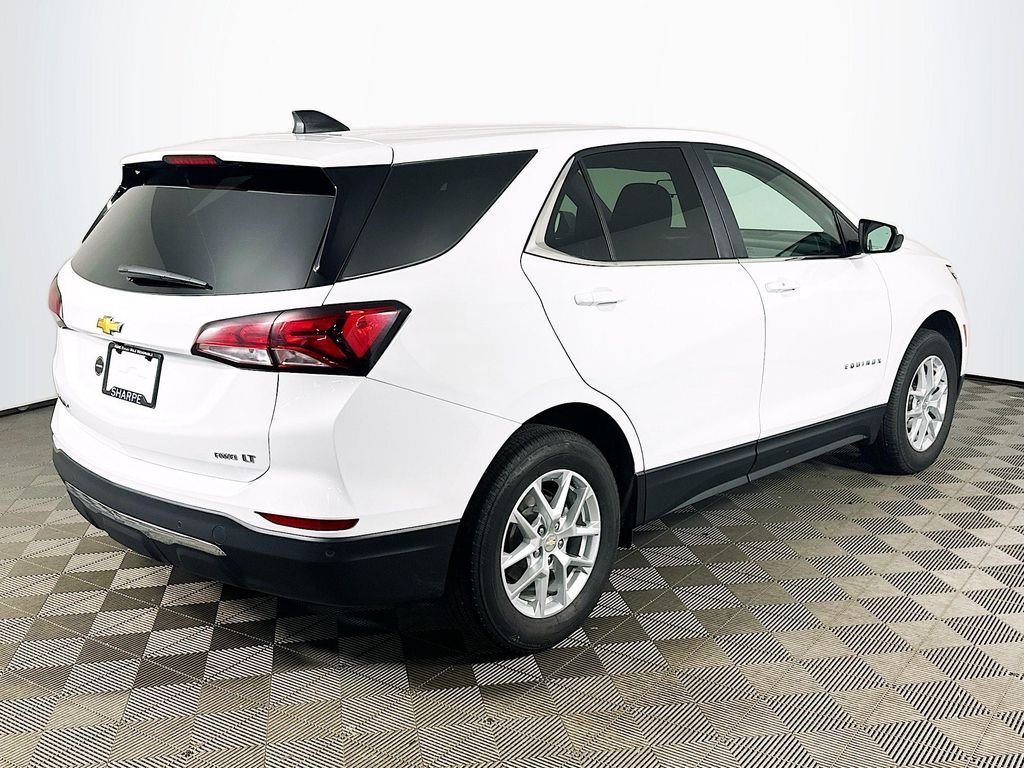 Used 2023 Summit White Chevrolet LT image 5