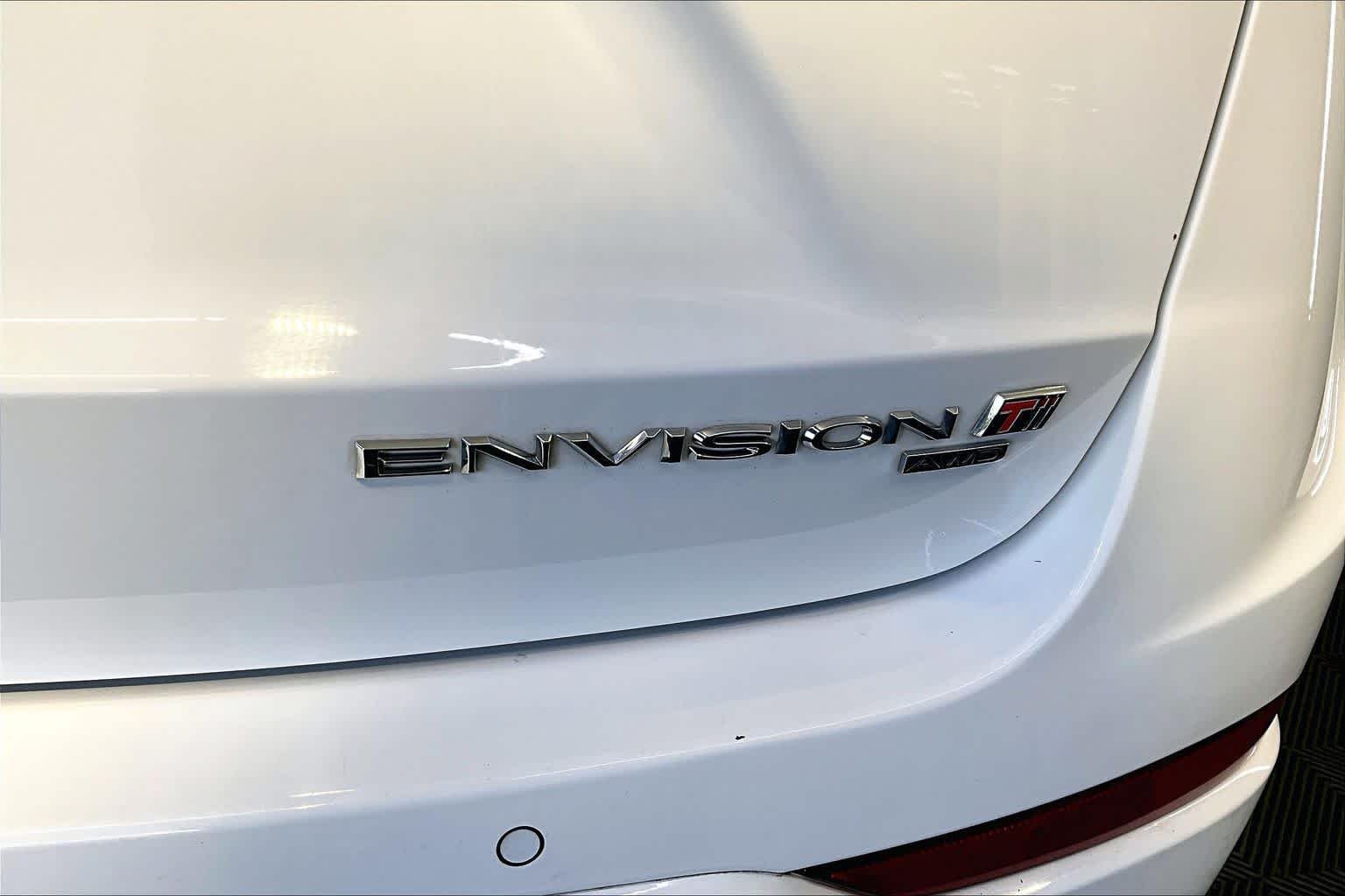 Used 2019 Summit White Buick Premium II image 10