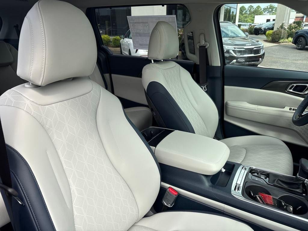 2026 Kia Carnival SX - Photo 34