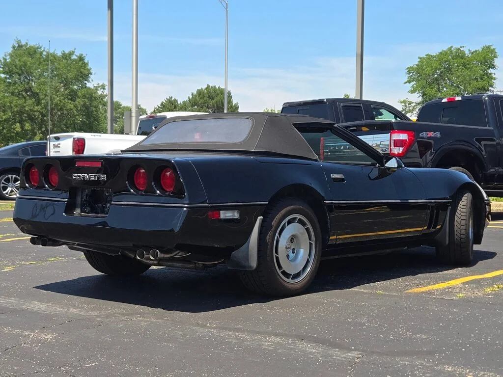 Used 1986 Black Chevrolet Base image 10