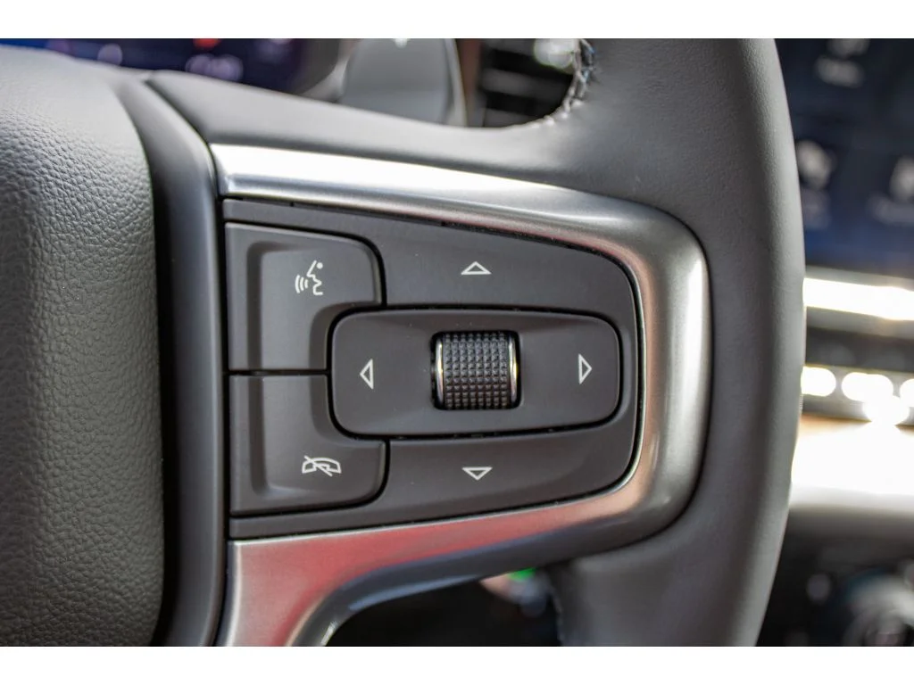 New 2026 Summit White Chevrolet LT Trail Boss image 47