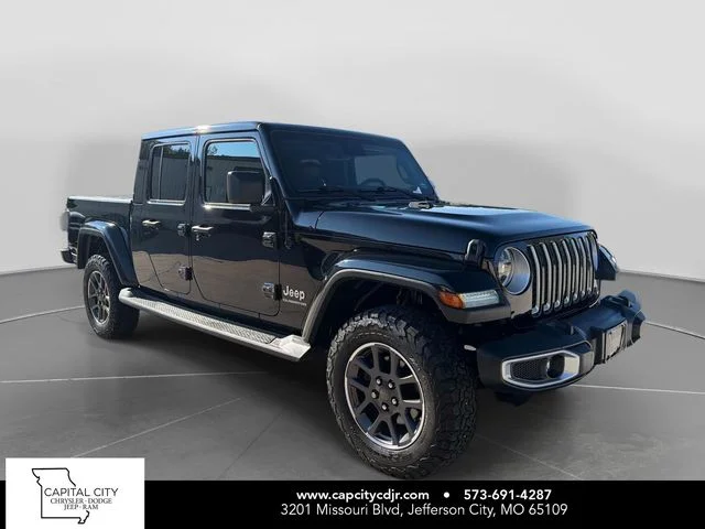 Used 2020 Black Jeep Overland image 1