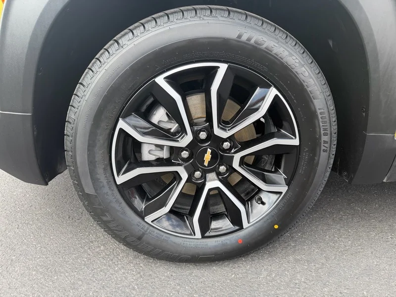 Used 2023 Nitro Yellow Metallic Chevrolet ACTIV image 33