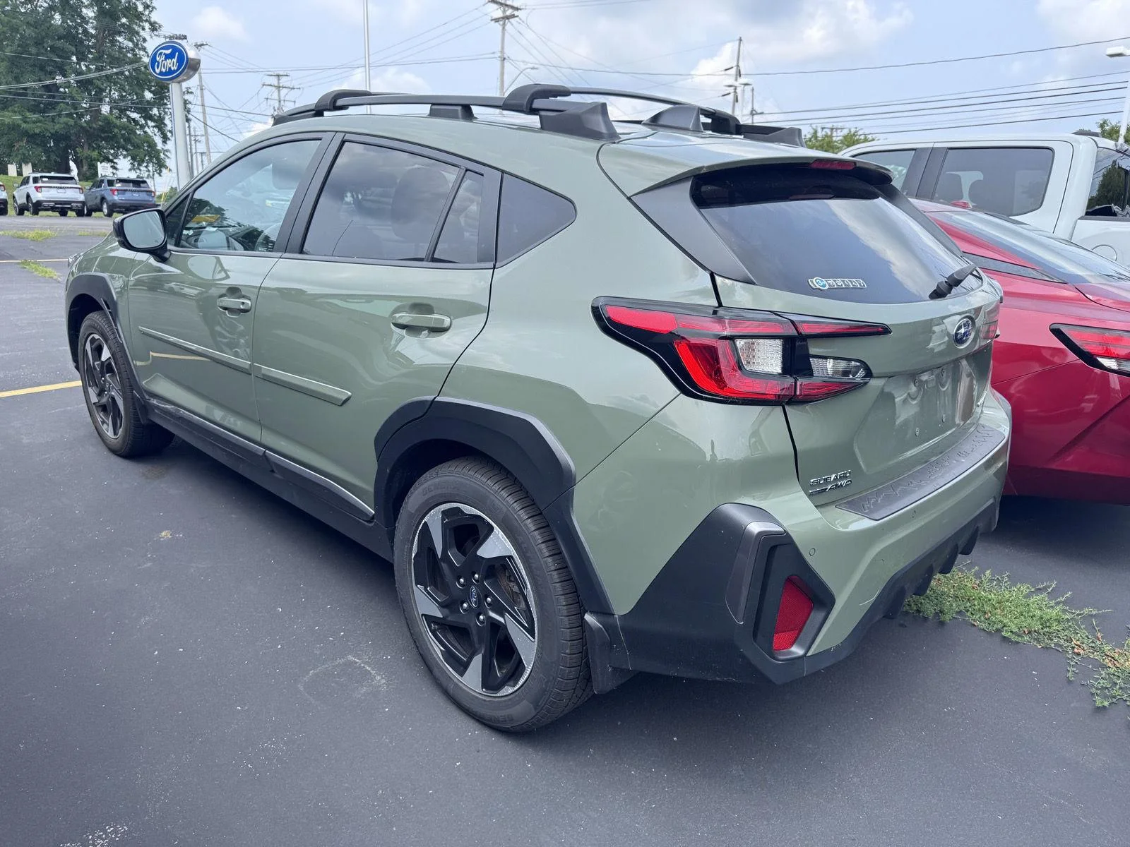 Used 2024 Alpine Green Subaru Limited image 6