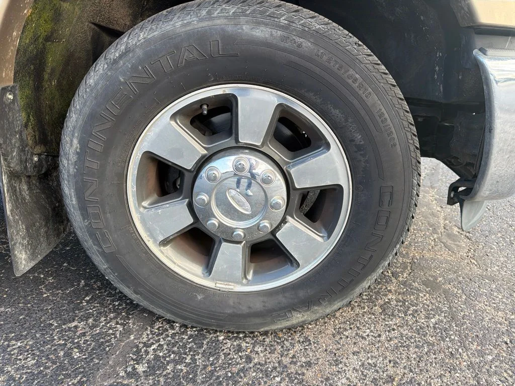 Used 2011 Blue Ford Lariat image 30