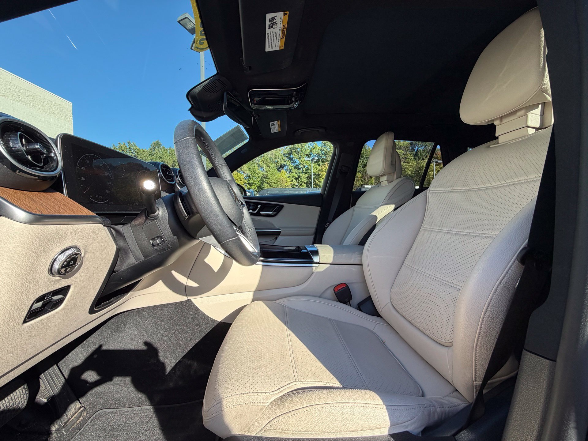 Certified Used 2024 Black Mercedes-Benz GLC 300 image 4