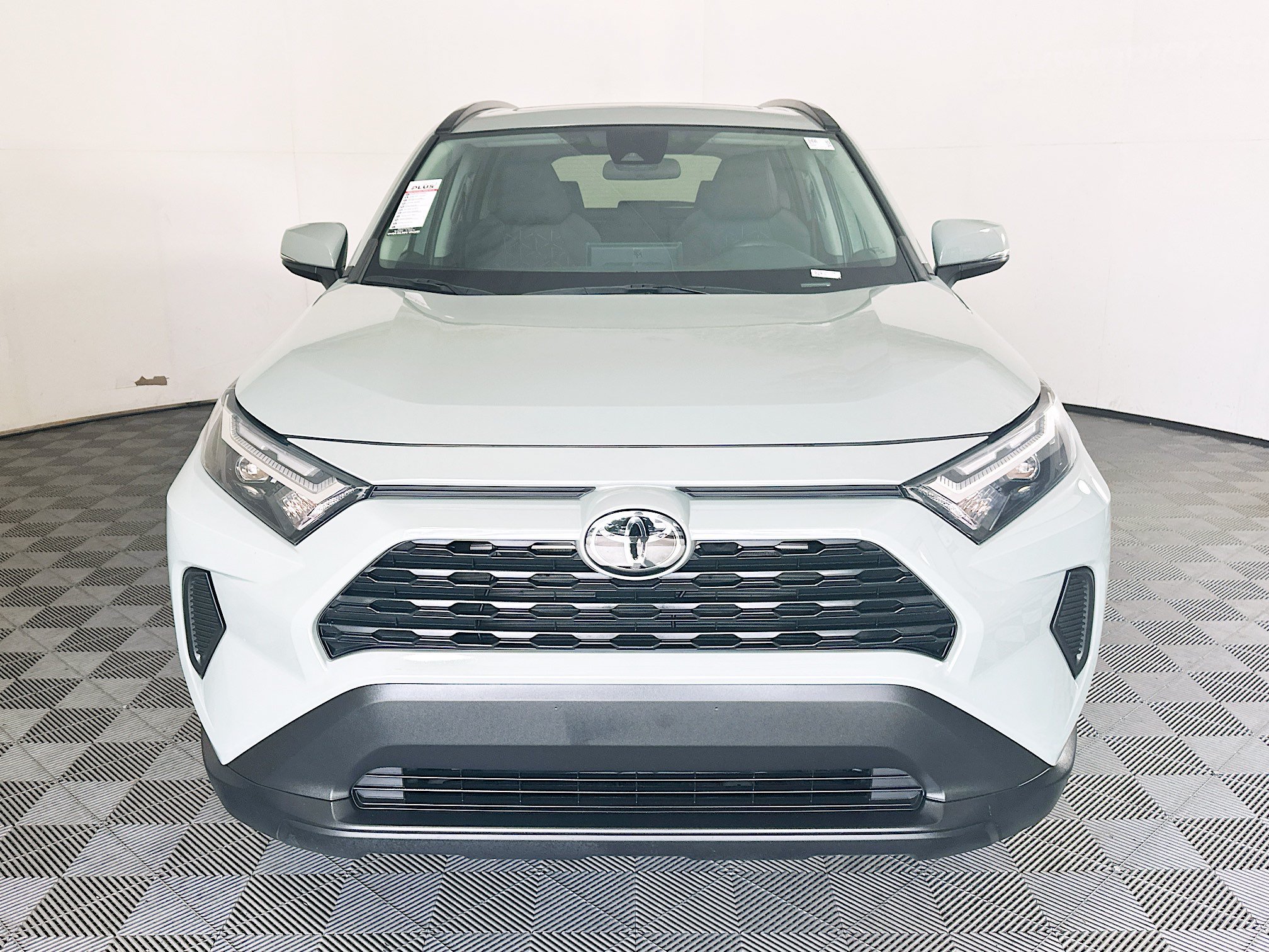 Used 2023 Lunar Toyota XLE image 8